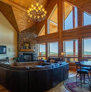 The Lodge - Indoor Pool, Theater Room, Hot Tub Great View! photos Exterior