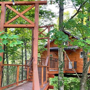Treehouse #8 By Amish Country Lodging photos Exterior