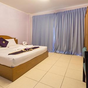Room In Guest Room - Guesthouse Belvedere - Only Minutes From Patong Beach, Delightful Room For 2 photos Exterior