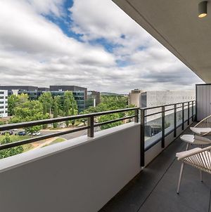 Modern 2-Bed With Great Views, Central Location photos Exterior