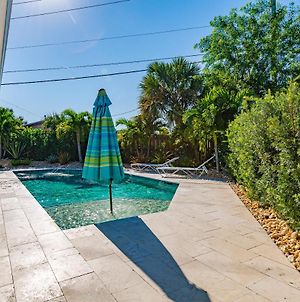 Sandy Feet Retreat-3Bed 2Bath Home With Heated Private Pool photos Exterior