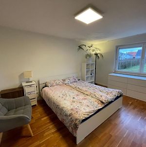 Gemutliche 3 Zimmer Wohnung Mit Grosszugiger Terrasse Im Grunen photos Exterior