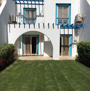 Fully Furnished 4-Bed Town House In Mountain View Ras Al-Hekma photos Exterior