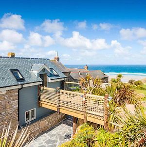 Sandpipers, Boutique Cottage With Wow Sea Views In Amazing Location photos Exterior
