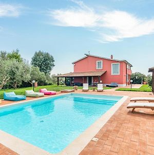 Stunning Home In Montalto Di Castro W/ Outdoor Swimming Pool And 4 Bedrooms photos Exterior