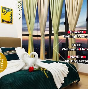 Luxury Sunset Suite 3B2R/ Free Hi-Tea/ Netflix photos Exterior