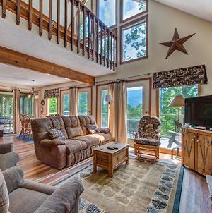 Mountain Charm, 3 Bedrooms, Sleeps 6, Private, Wood Fireplace, Pool Table photos Exterior