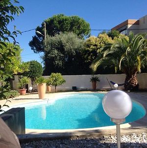 Villa De 2 Chambres Avec Piscine Privee Jardin Clos Et Wifi A Le Cannet photos Exterior