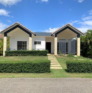 Boca Chica Beautiful House For Rent In Residencial Sueno Caribeno photos Exterior