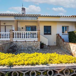 Delightul Holiday Home In St Pere Pescador With Terrace photos Exterior