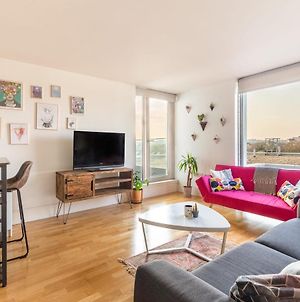 1 Bedroom Arsenal Apartment With Stunning Views photos Exterior