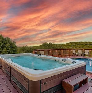 Gorgeous 10 Acre Estate Pool Hot Tub Game Room photos Exterior