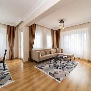 Spacious And Central Apartment Near Lara Beach In Muratpasa, Antalya photos Exterior