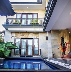 Promo - Luxurious 3 Bedrooms Villa W/Pool In Seminyak photos Exterior