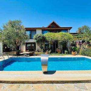 Artistic Villa Yasmincita With Private Pool photos Exterior