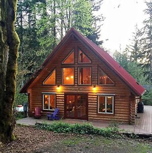 Glacier Springs Cabin #21 - This Family Home Says Cabin In The Country! photos Exterior