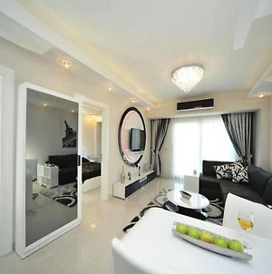 Azura Park Luxury Aparatment - 1 Bedroom photos Exterior