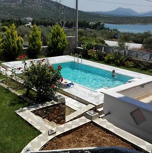 Dimitris Vaso'S Villa With Sea And Mountain View! photos Exterior