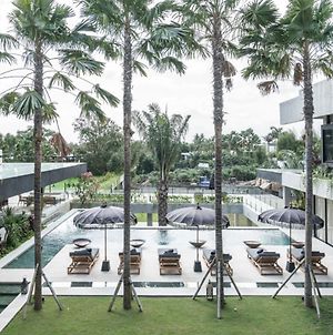 The V House Bali - Luxurious Designer Villa In Canggu photos Exterior