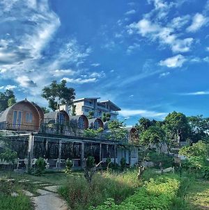 Gia Trinh Farmstay Ba VI - Venue Travel photos Exterior