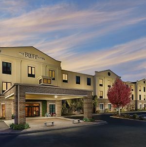 The Bluff Hotel Savannah, Tapestry Collection By Hilton photos Exterior
