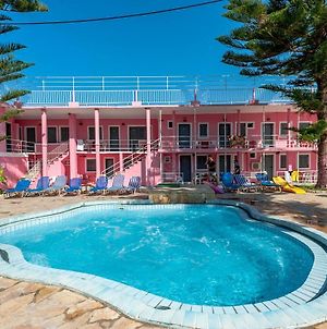 The Pink Palace Hostel photos Exterior