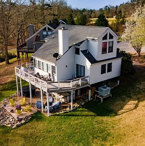 Expansive Lafollette Home Golf And Lake Views! photos Exterior