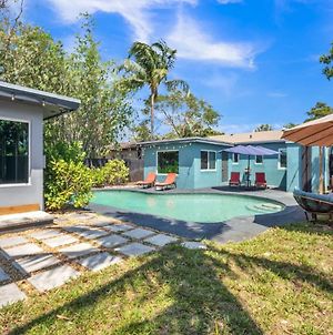 Great Wilton Manors Location With Two Separate Spaces! Perfect For Your Group! Newly Remodeled Home photos Exterior