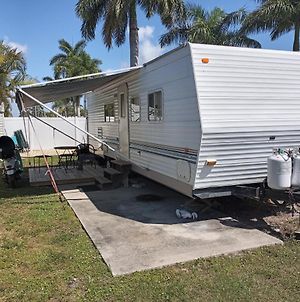 A Comfortable Place To Rest Or Play At Fort Myers Beach Rv Resort photos Exterior