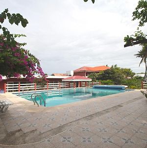 Oyo 853 Malapascua Beach And Dive Resort photos Exterior