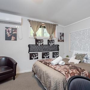 Boutique Private Rm 7 Min Walk To Sydney Domestic Airport - Sharehouse 109R5 photos Exterior