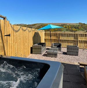 The Steading With 7 Seater Hot Tub Aberdeenshire photos Exterior