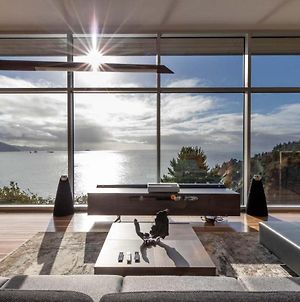 Stunning 2 Bdr Modern Glass House In Port Orford, Or photos Exterior