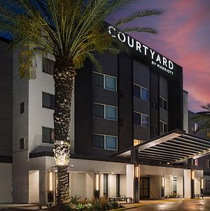 Courtyard Anaheim Resort/Convention Center photos Exterior