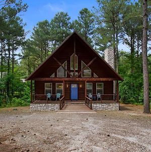 Stunning Luxury Cabin W Hot Tub And Fire Pit Holy Shiplap Is Perfect Romantic Couples Getaway photos Exterior