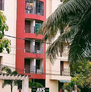 Lovely 2-Bedroom Apartment In Thiruvalla photos Exterior