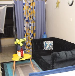 Modern Furnished Studio Apartment Next To The Sgr And Airport photos Exterior