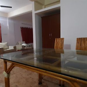 Spacious One Room In A 2Bhk For Short & Long Stays photos Exterior