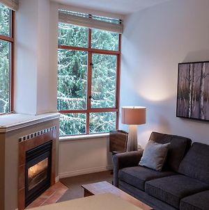 Alpenglow Lodge Studio Separate Living Area By Mva photos Exterior