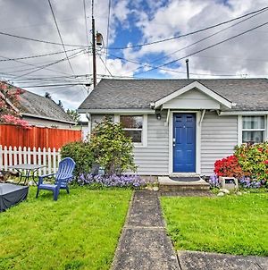 Lovely Tacoma Cottage with Fire Pit, Near Dtwn! photos Exterior