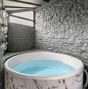 Greystones - Boutique Cotswold House With Hot Tub photos Exterior