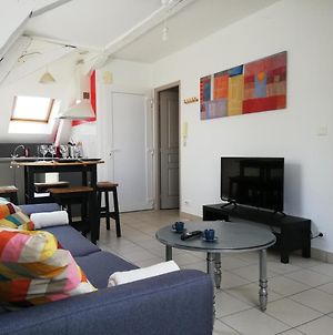 gîte de l'artiste Segré ✰ T2 confort ✰ centre ✰ 2 lits photos Exterior