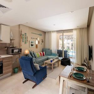 Ultramarine, Sunny One Bedroom, Pool View And Seaside Condo photos Exterior