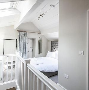 The Artists Loft - A Superb Cottage Sensitively Converted From A Grade II Listed 17Th Century Building photos Exterior