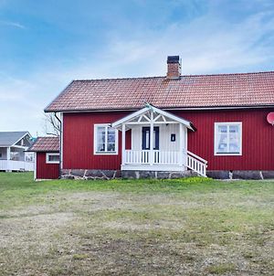 Awesome Home In Fagelfors With 3 Bedrooms photos Exterior