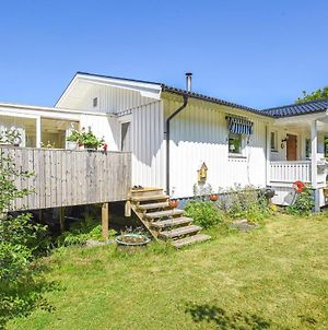 Beautiful Home In Uddevalla With 2 Bedrooms And Wifi photos Exterior