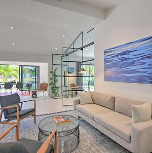Luxe Wilton Manors Home With Private Boat Dock photos Exterior