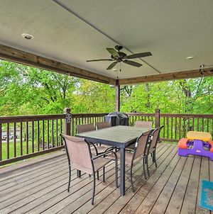 Table Rock Getaway With Fire Pit And Lake Access! photos Exterior