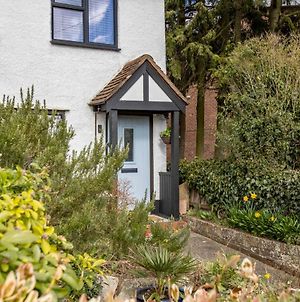 Stunning Character 2Bed Cottage In St Albans Wifi photos Exterior