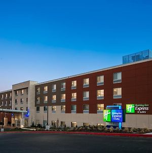Holiday Inn Express & Suites - Bend South, An Ihg Hotel photos Exterior